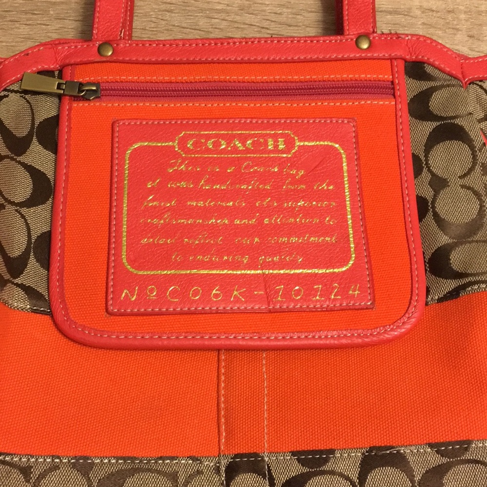 Coach Bag - Picture 2 of 6